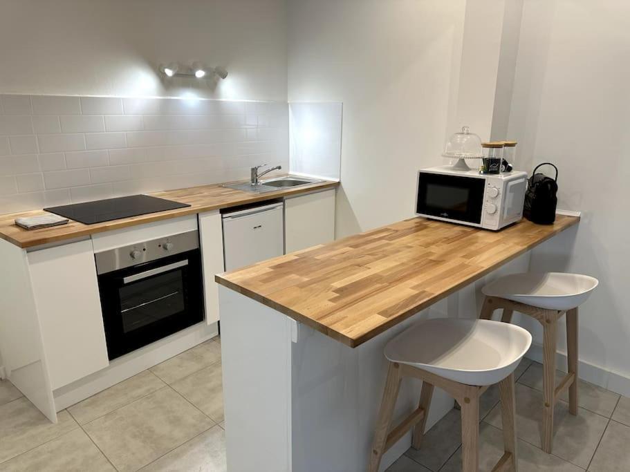 Le Nid Douillet Apartment Nîmes Exterior photo